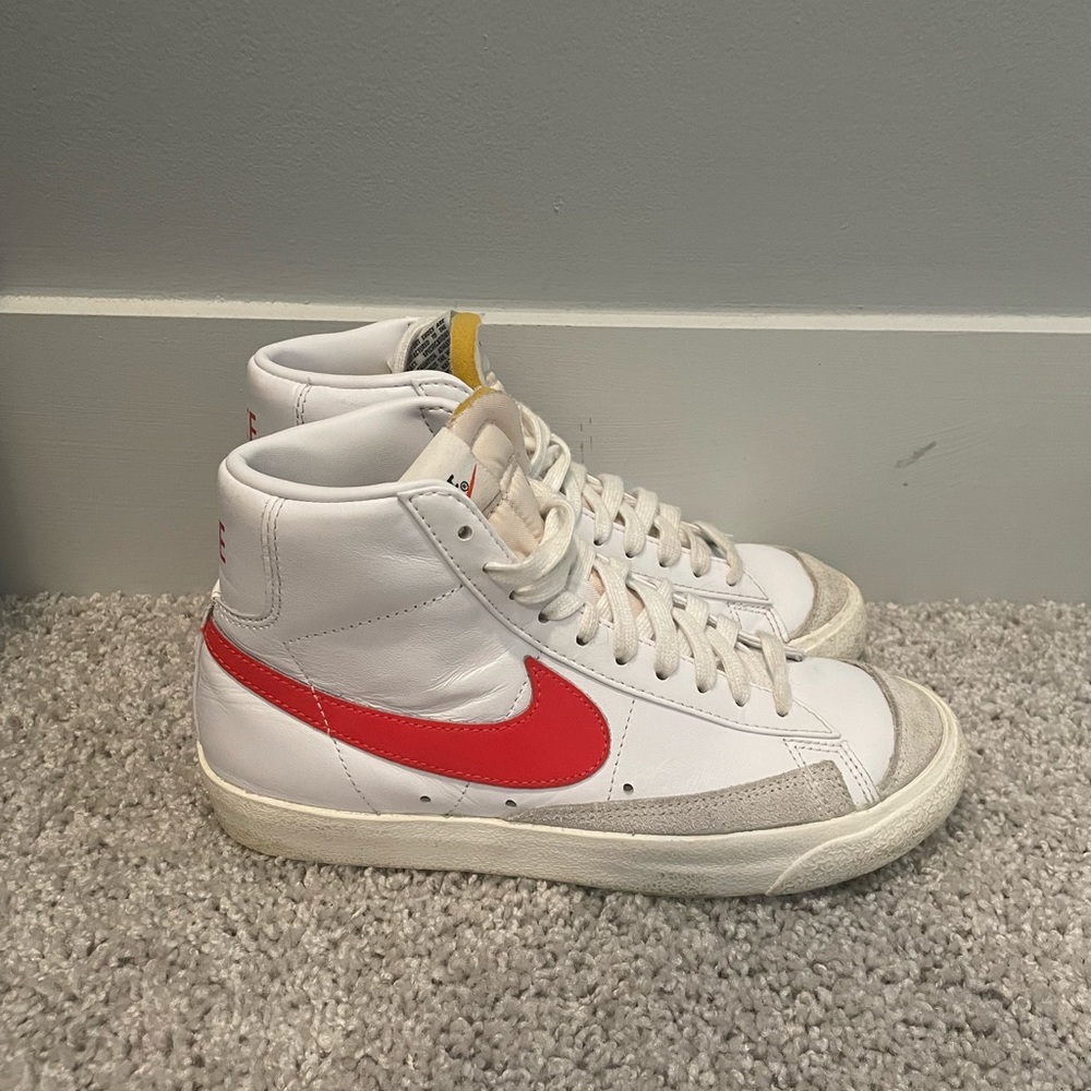 NIKE BLAZER MID '77 VINTAGE CASUAL SHOES